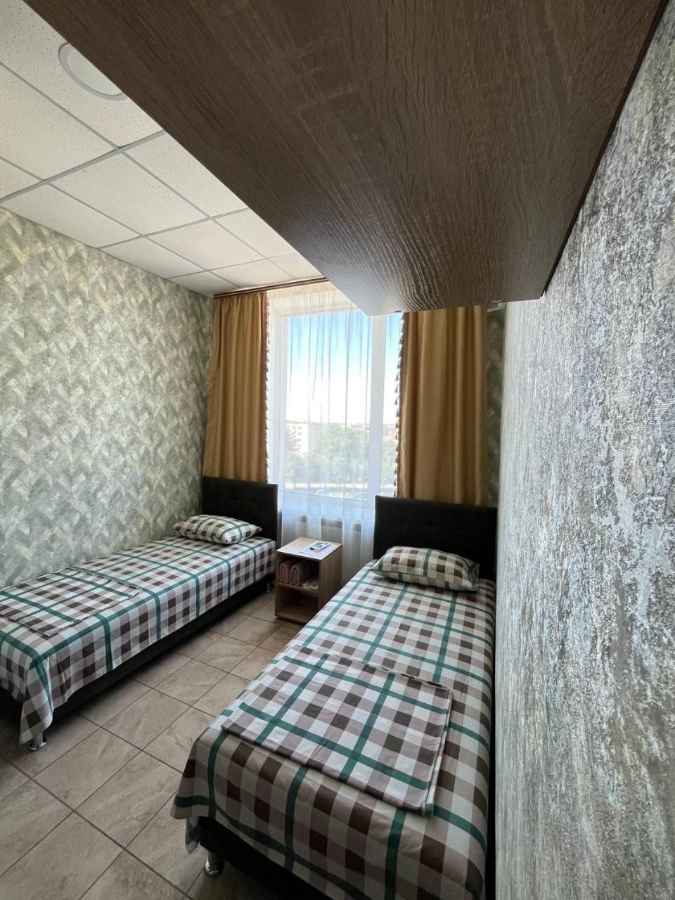 Отель Меридиан Zolotonosha Extérieur photo